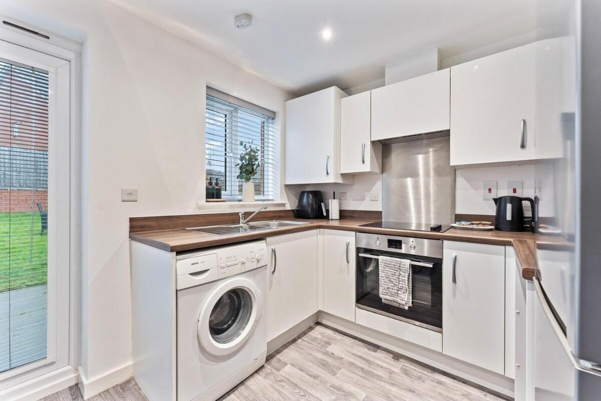 Apartment Centre House, Free Parking, Wifi, Sofa Bed Coventry