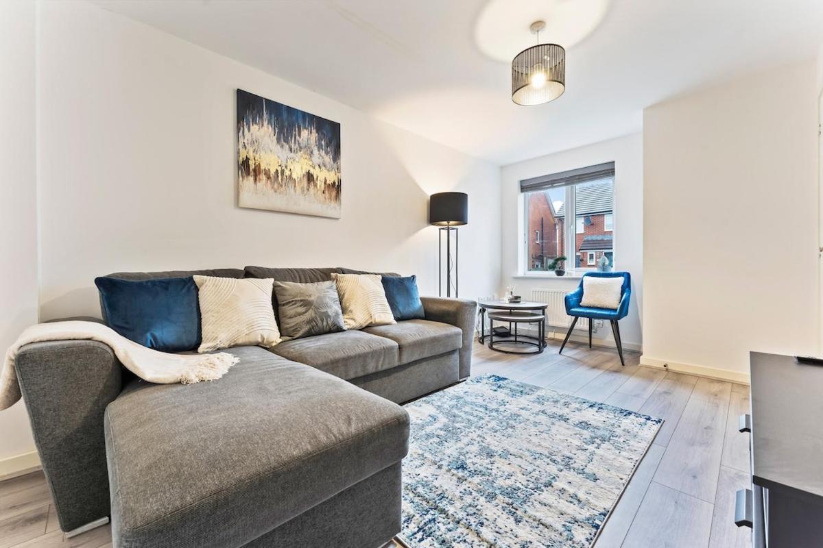 Apartment Centre House, Free Parking, Wifi, Sofa Bed Coventry
